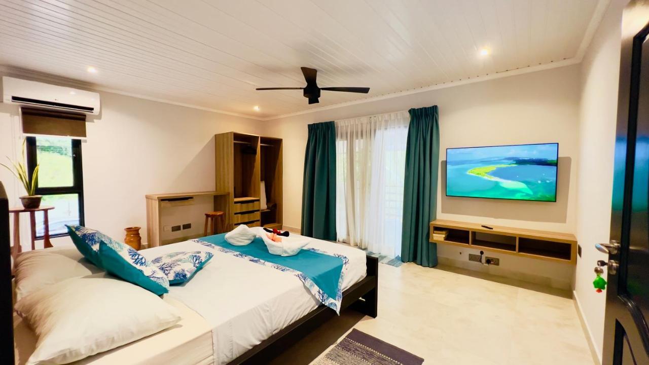 Le Port Guest House Baie Sainte Anne Kültér fotó